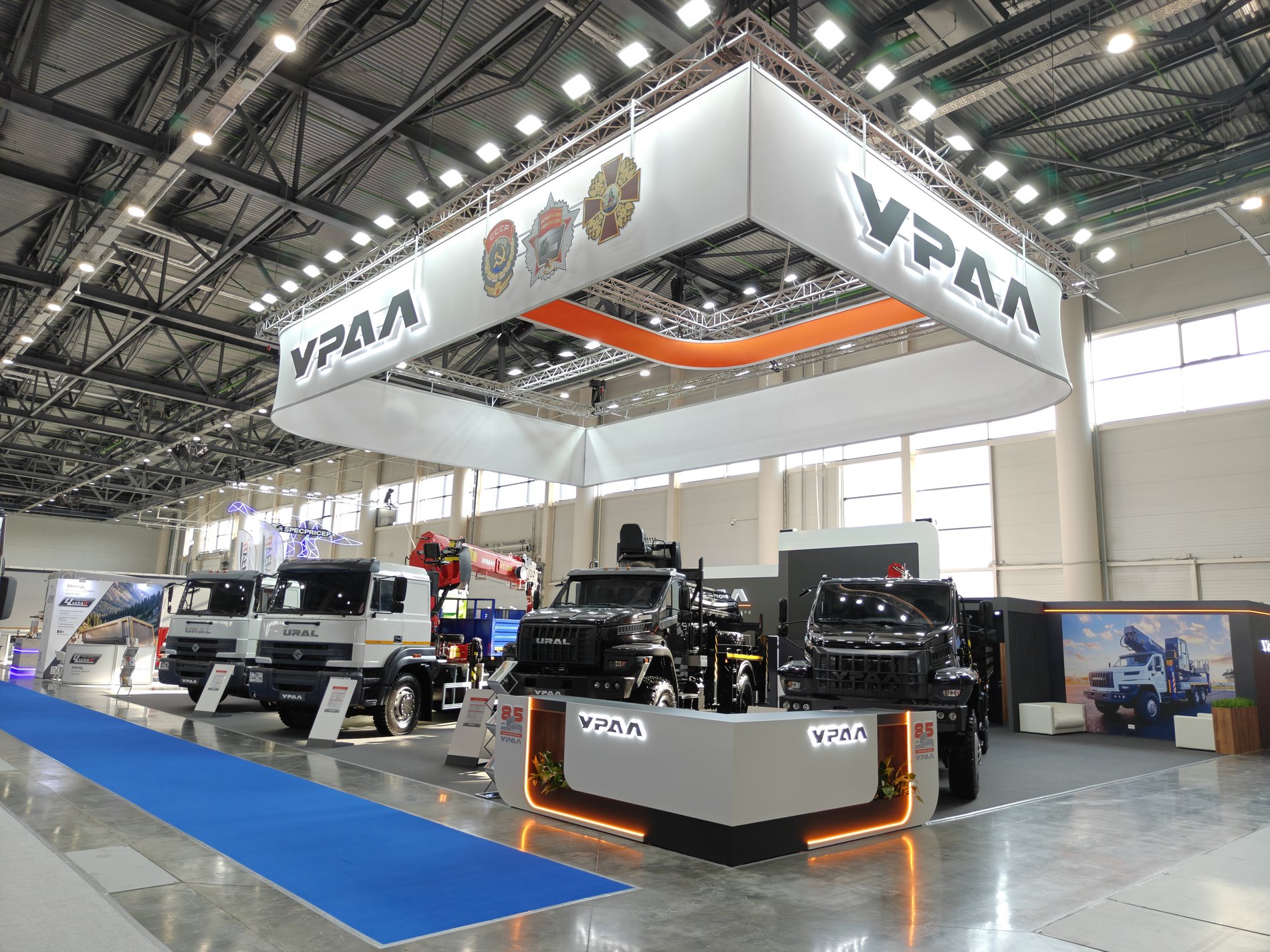 АЗ «УРАЛ» представил 4 модели на COMTRANS 2026
